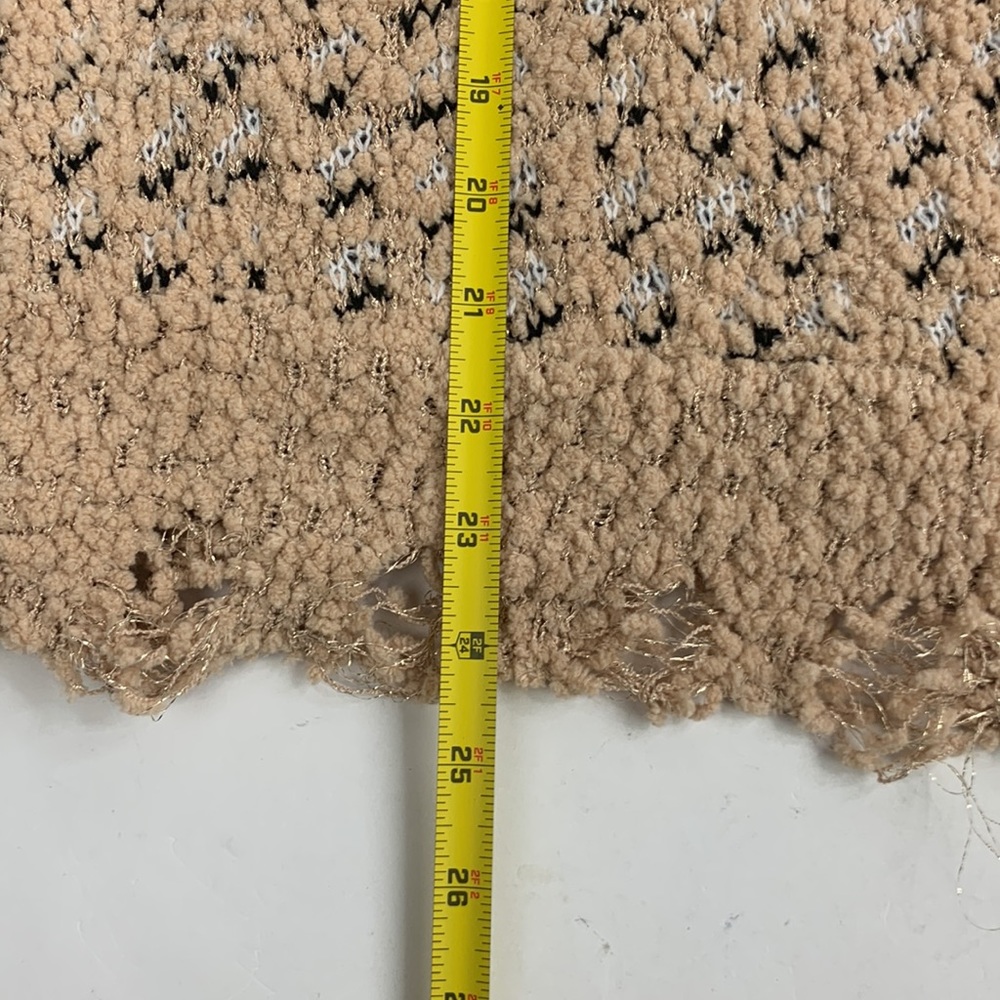 Gimmicks By Buckle Knitted Sweater Sz Small Front cross over Tan Black NEW NWT - Picture 9 of 14